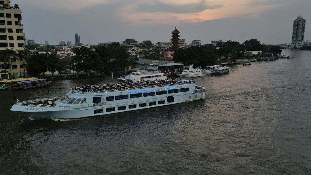 du-lich-bangkok-tu-tuc-huong-dan-chi-tiet-tu-chuan-bi-den-tiet-kiem-chi-phi